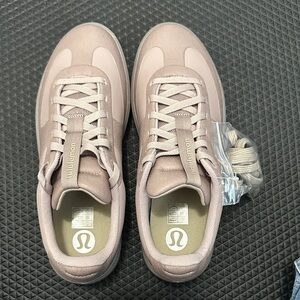 NEW -  lululemon athletica women’s Mauve Sneakers